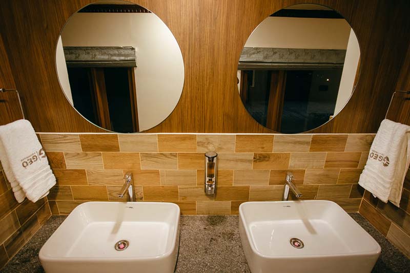 Royal Luxury Houseboats